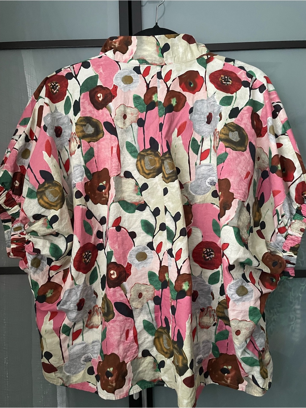 entro Floral Pop-Over Blouse in Pink, White, Green, Brown - Picture 2 of 5